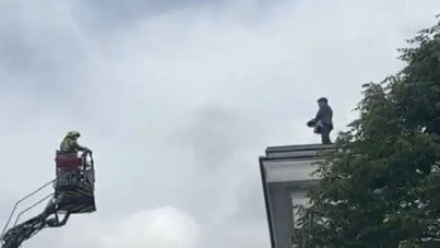 Milletvekili meclis çatısına çıkıp intihar girişiminde bulundu