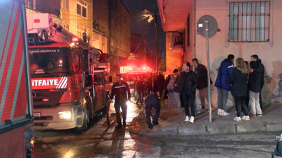 Çatı alev alev yandı, herkes düğünü işaret etti