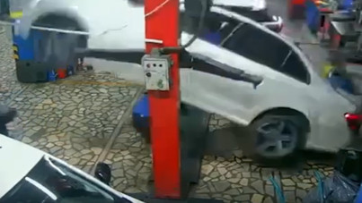 Korkunç olay: Arabanın altında kalıp öldü