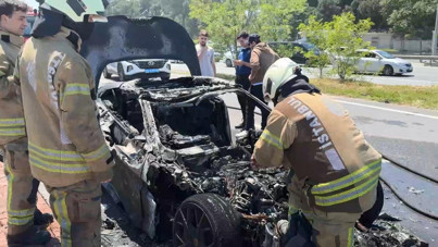 20 milyonluk lüks araç kül oldu