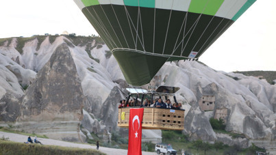 İlk kutlama görüntüleri yine Kapadokya'dan