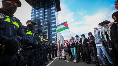 İsrail'e F-35 parçası taşıyan gemiye protesto: Soykırımdan para kazanıyorsunuz
