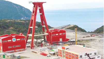 Turpun büyüğü madenden çıktı