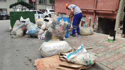 Dördüncü kez temizlenen evden 7 kamyon çöp çıktı