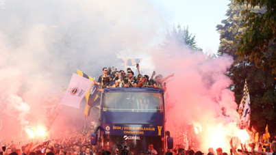 Euroleague şampiyonu Fenerbahçe Beko, Bağdat Caddesi'ni ateşe verdi!