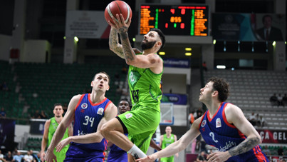 TOFAŞ, Bahçeşehir Koleji'ni son çeyrekte devirdi: Seride öne geçti