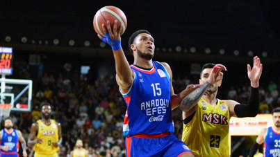 Mersin'i deviren Anadolu Efes yarı finalde