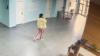 Bebeğini mezarlığa atmıştı, kameraya takıldı