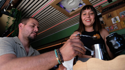 İstifa edip yeni bir hayata başladılar: 'Trilyoner gibi hissediyoruz'