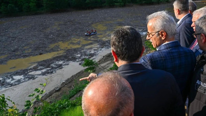 Trabzon'da selde kaybolan kişinin eşofmanlarına ulaşıldı