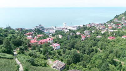 Sınırın ikiye ayırdığı köyde akrabalık bağları 104 yıldır sürüyor