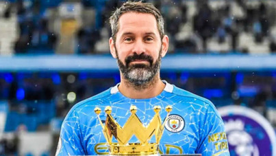 2 maç forma giyip, 12 kupa kazanmıştı: Manchester City'den ayrılıyor