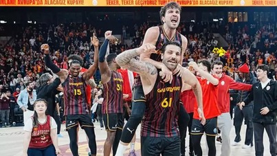 Galatasaray'da çifte yol ayrımı