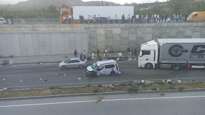 Kastamonu'da 3 araç kazaya karıştı: 9 yaralı