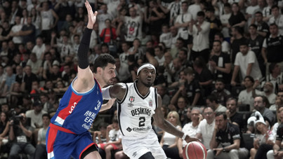 Potada finalin adı 'derbi' oldu: Efes'i saf dışı bıraktılar
