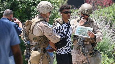 Trump'ın gövde gösterisi: Deniz piyadelerinden ilk gözaltı