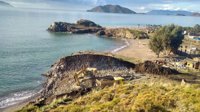 Plajda kıyım: Fatura kesildi, yıkım kararı alındı