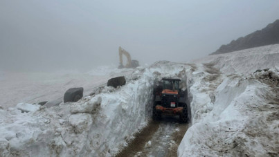 Rize'de haziran ayında karla mücadele
