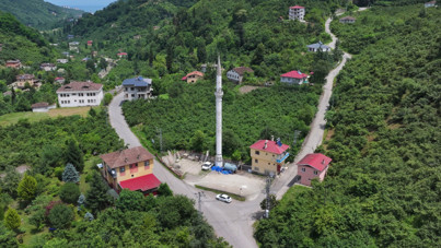 Trabzon’da camisiz minare sembol haline geldi