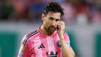 Messi'ye büyük onur: Artık tribünü var