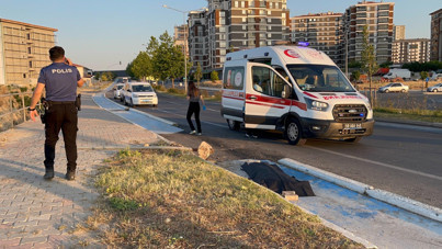 14 yaşında çocuk, yön levhasına çarpıp öldü