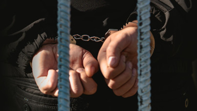 Casusluk operasyonu: Bakanlığın ticari sırlarını sattılar