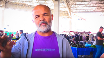 Adamın elindeki parayı söyleyip dert yandı: Allah sabır versin