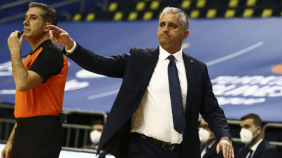 Fenerbahçe'nin eski hocası, Anadolu Efes'le anlaştı