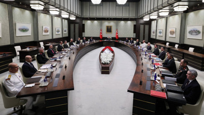 Komutanlara 72 yaşa kadar emeklilik yok