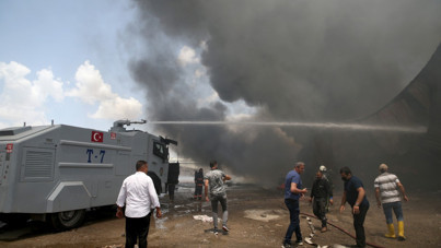 Geri dönüşüm tesisindeki yangına TOMA müdahelesi