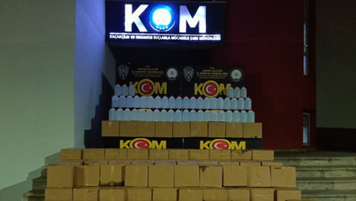 Adana'da 1 ton 690 litre etil alkol ele geçirildi