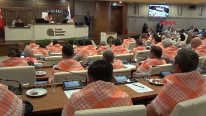 Antalya Büyükşehir Belediye Meclisi'nde gerginlik