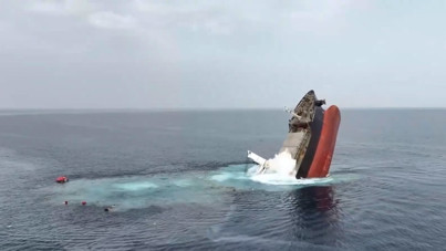 Vurulan gemi battı: Çok sayıda kişi kayıp