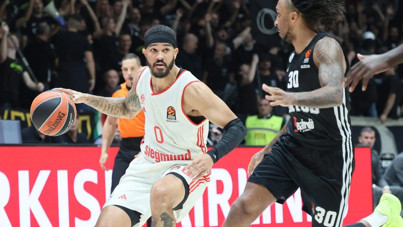 Anadolu Efes, "yılın savunmacısını" transfer etti