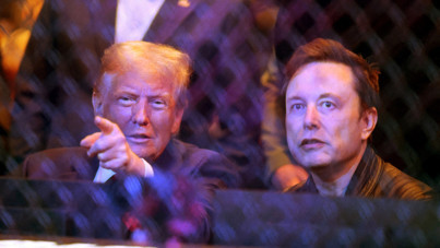 Trump ile kavga ettikten sonra Elon Musk telefonunu değiştirmiş
