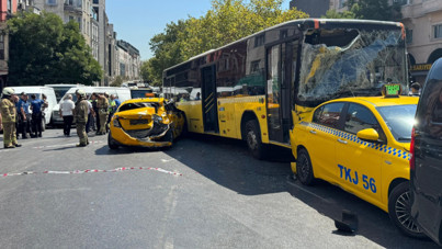 Taksim'de zincirleme kaza: Yaralılar var