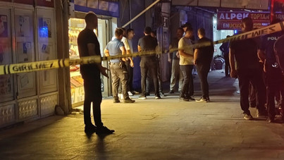 Yemek yerken çıkan tartışmada karısını öldürdü