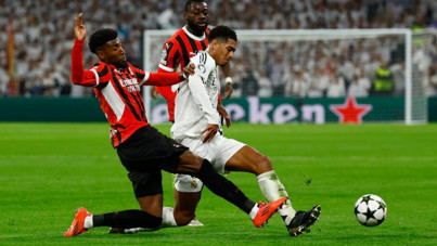 Beşiktaş yeni sağ bekini Türkiye'ye getiriyor