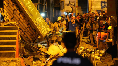 Beyoğlu’nda patlama: Bina çöktü