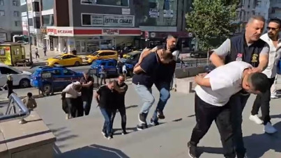 Alkollü müşterilerin kredi kartlarıyla vurgun