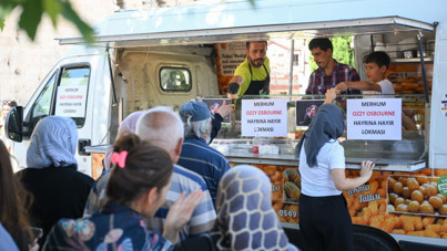 Rock müziğin efsanesi için Ankara'da lokma döküldü
