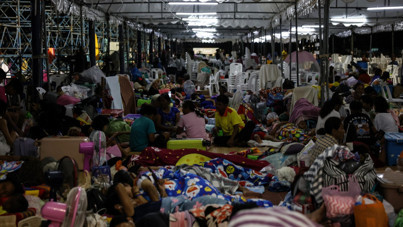 Sınır yangın yerine döndü: On binler kaçıyor