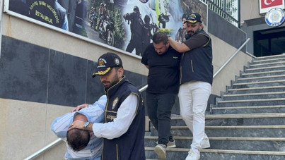 Kapalıçarşı'daki kuyumcuyu dolandıracaklardı: Yakalandılar