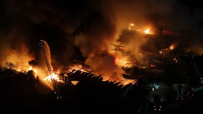 Çekmeköy'de fabrikada yangın