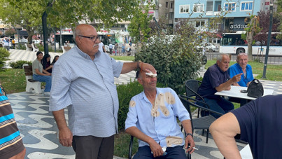 Eline geçirdiği sandalyeyi kendisine küfreden adamın başında kırdı