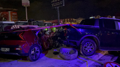Bursa'da feci kaza: 2 kardeş aynı otomobilde can verdi
