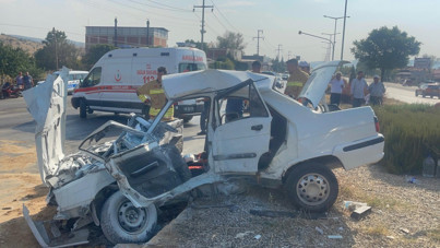 Yolcu otobüsü ile otomobil çarpıştı: Karı-koca öldü