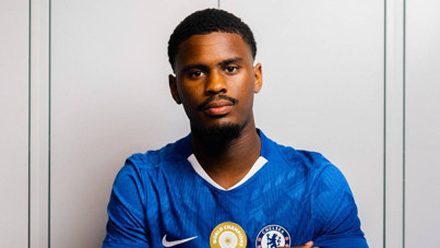 Chelsea 7. transferini Ajax'tan yaptı