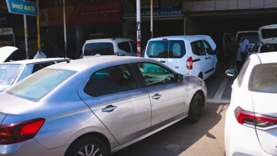 Saat verdi: Aracınızı dışarı çıkarmayın