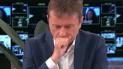 Sırp bakan canlı yayında beyin kanaması geçirdi